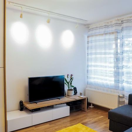 Apartman Delux Adda Apartment Загреб Екстериор снимка