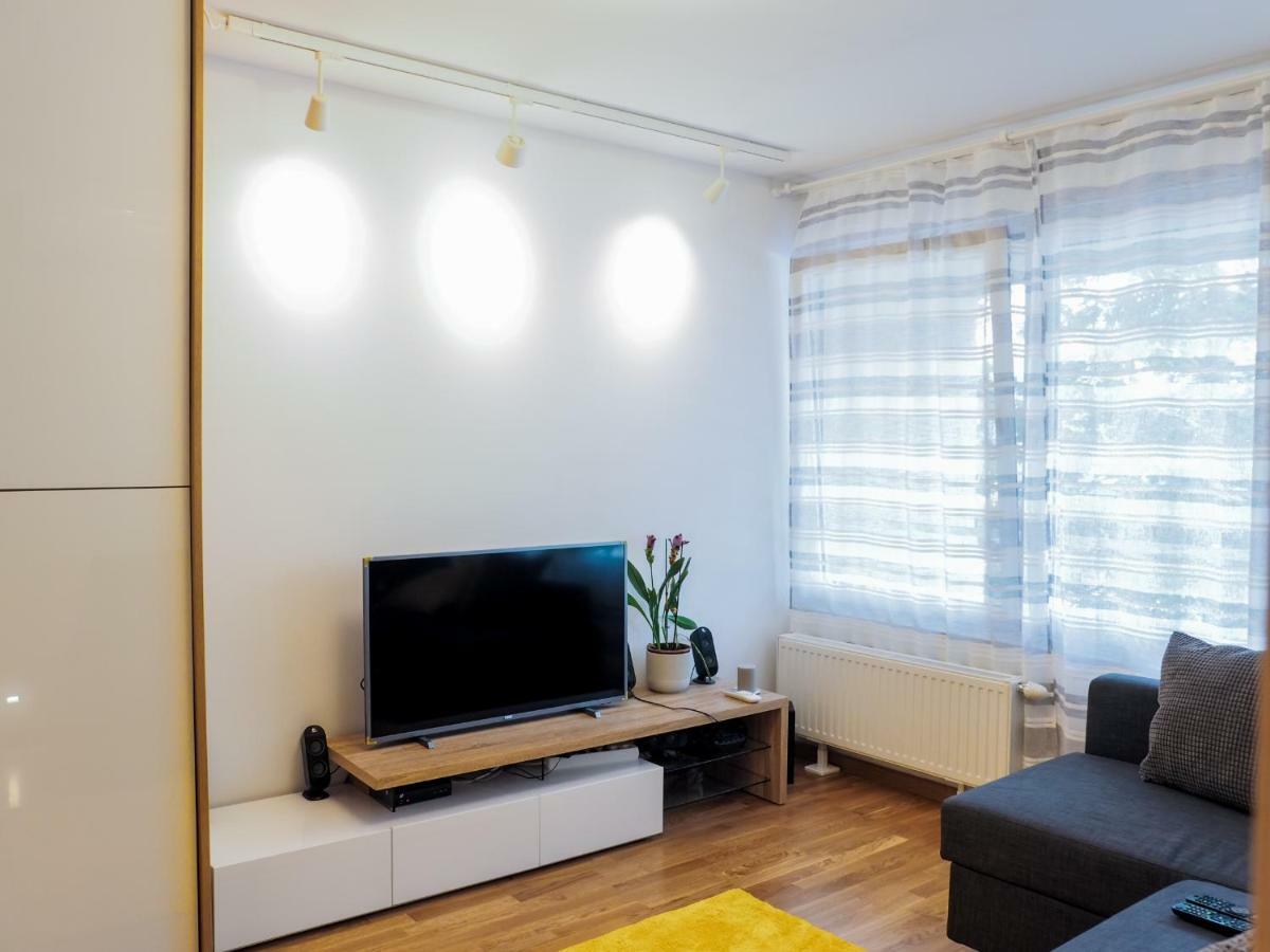 Apartman Delux Adda Apartment Загреб Екстериор снимка